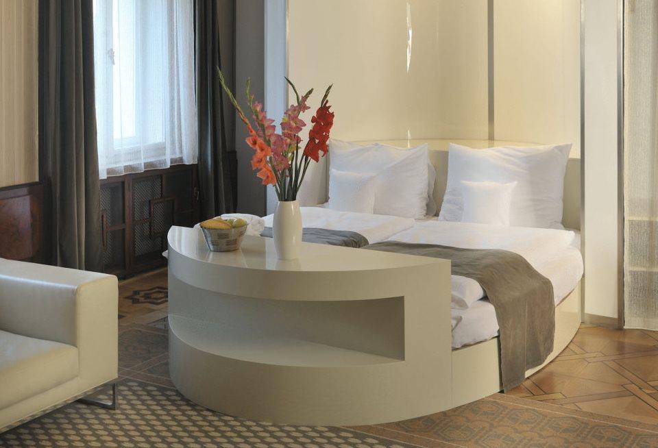 Hotel Okresni Dum Hradec Králové Cameră foto